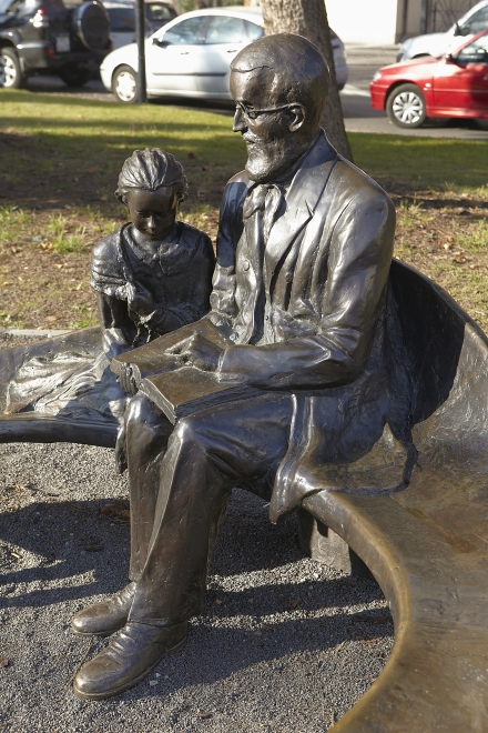 Ławeczka Edmunda Bojanowskiego